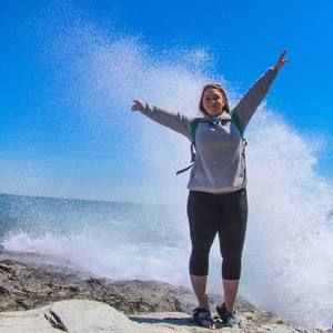 Meet your Posher, Danielle